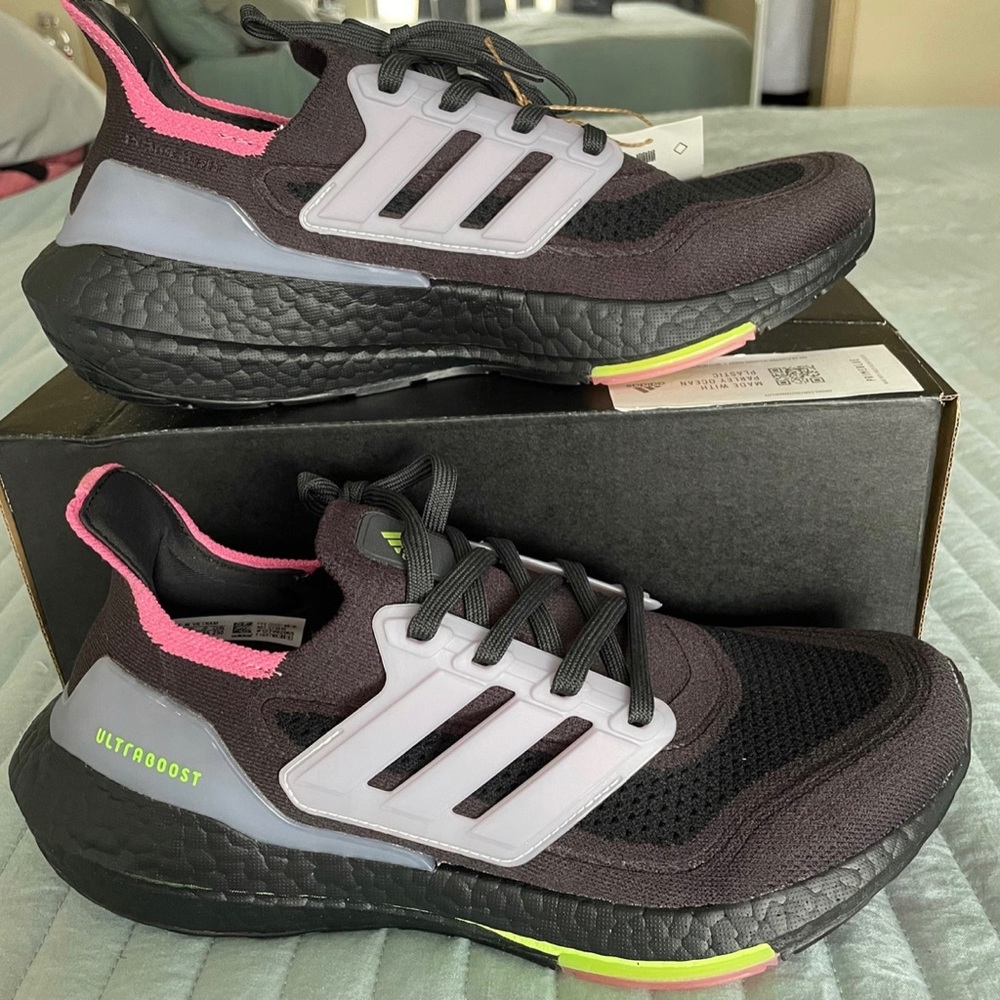 Brand new UltraBoost 21 Grey Ice Purple
  -dead stock